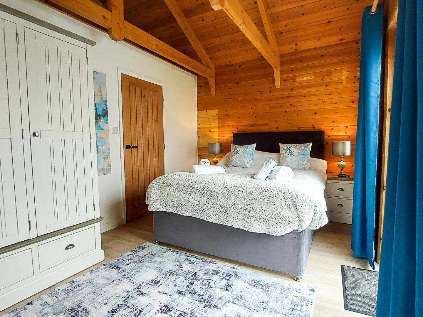 Meadow View Apartment *